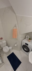 Shower/WC with washing machine, Skalinada Apartment, Corfu Town Homes