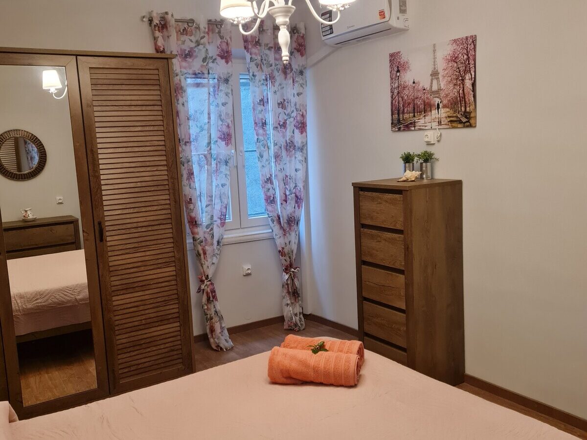 Double Bedroom, Casa di Martha, Apartment for Rent, Corfu Town Homes