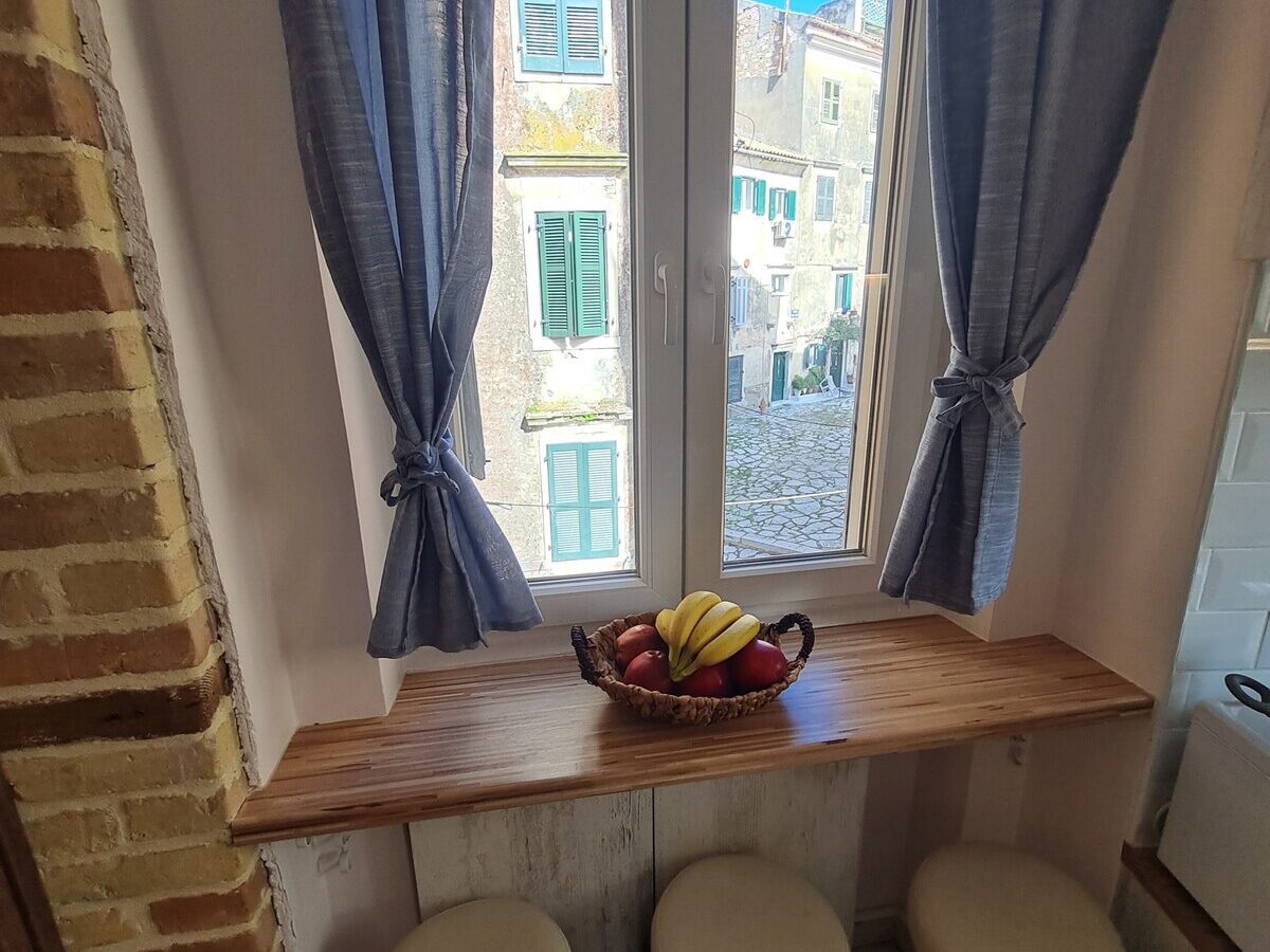 Fully equipped kitchen, Casa di Martha, Corfu Town Homes