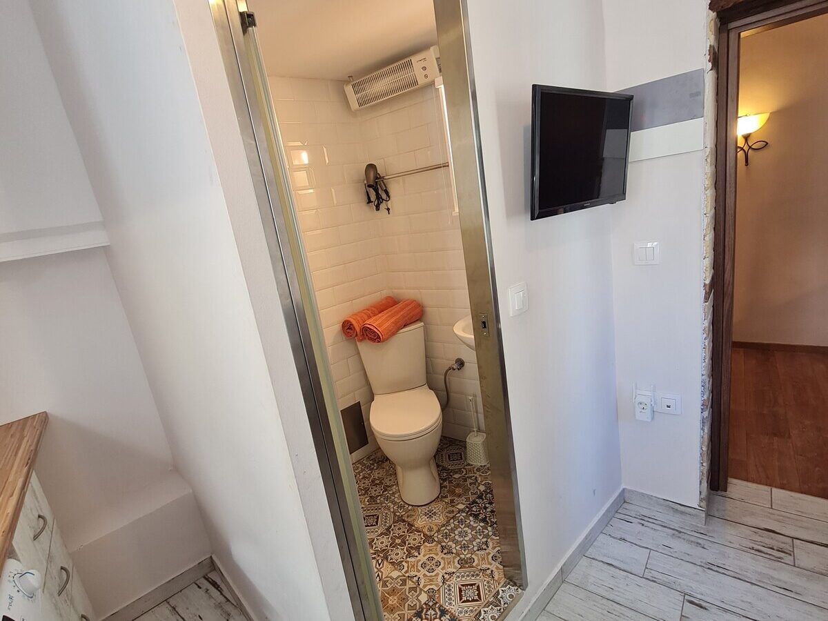 Shower/WC, Casa di Martha, Apartment for rent, Corfu Town Homes